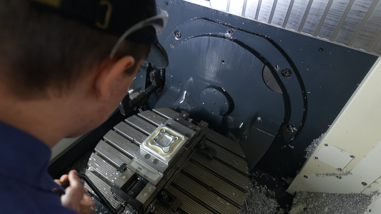 Mechanik seřizovač