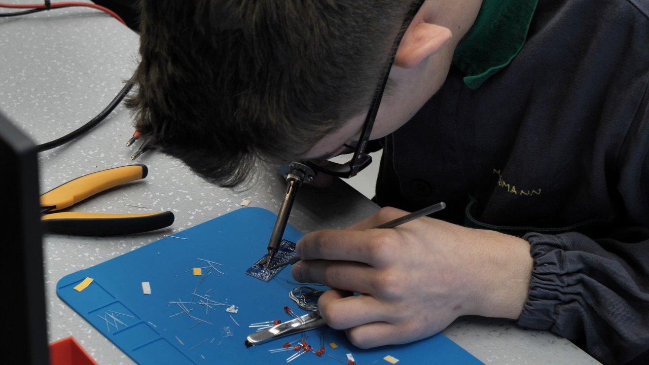 Výsledky v oboru elektro - slaboproud