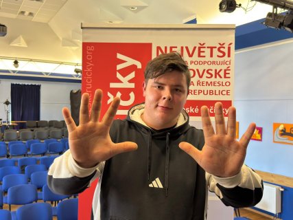 Máme radost, že se o našich laureátech píše!