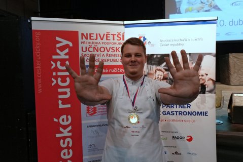Václav Frič na Rádiu Junior: „Drzost, šikovnost a hlavně chtít.“