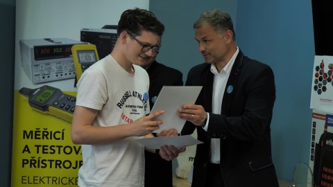 Bóža Barek: Elektrikář, muzikant, sportovec – a čerstvý laureát České ručičky